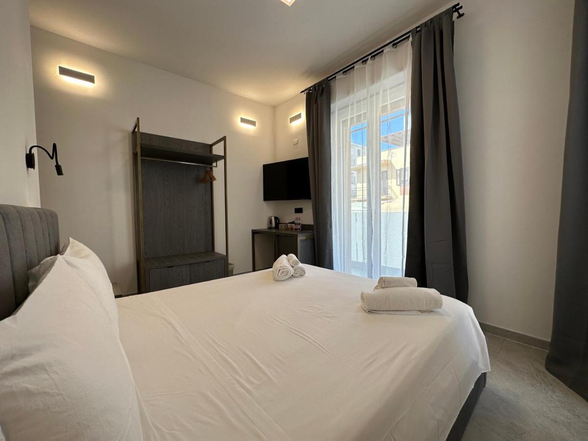 Dolmen Guest House Алгеро Екстериор снимка