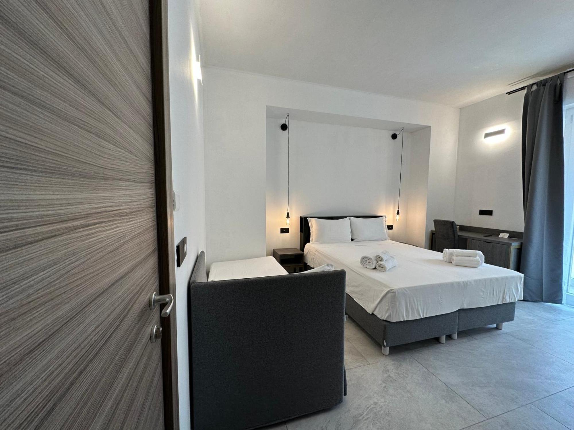 Dolmen Guest House Алгеро Екстериор снимка