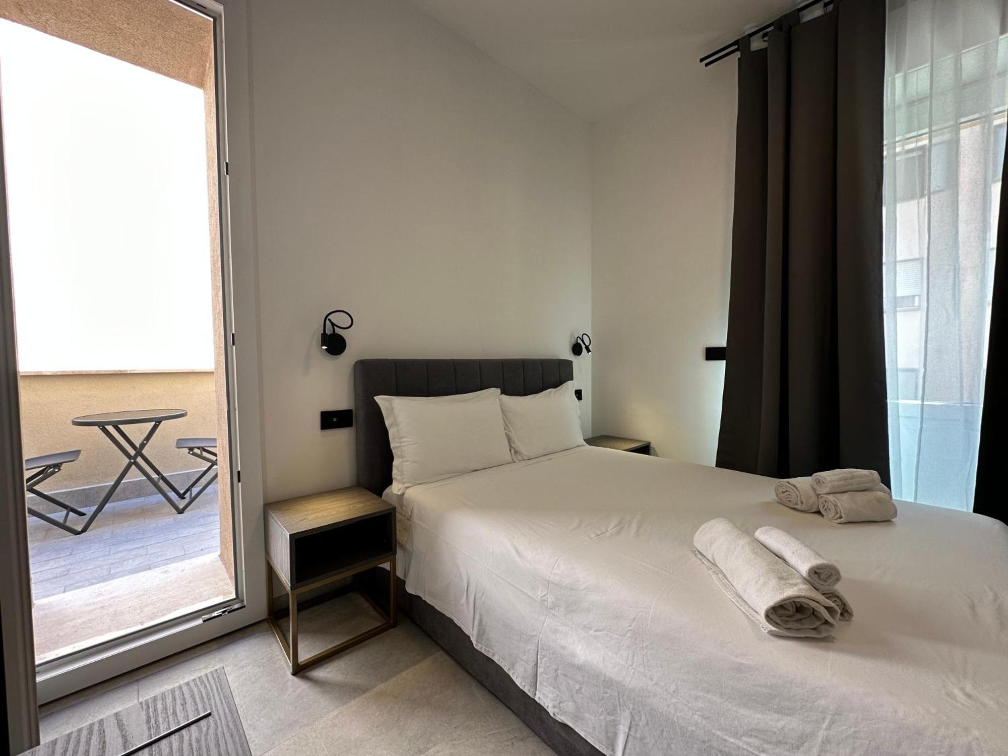 Dolmen Guest House Алгеро Екстериор снимка